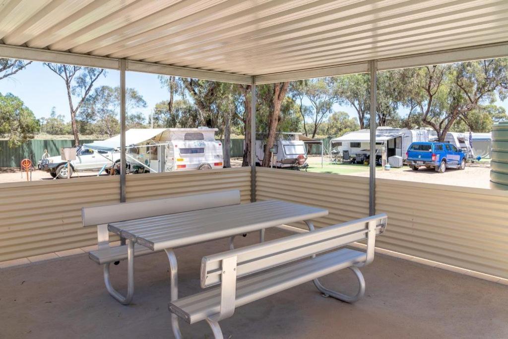 Paringa Caravan Park Ренмарк Екстериор снимка